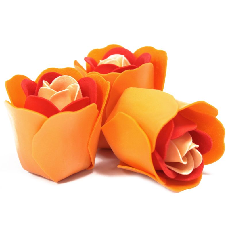 Ask med 3 Tvålblommor - Persikofärgade Rosor