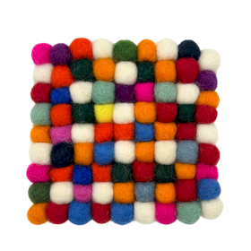 Fyrkantiga Glasunderlägg av Tovade Ullbollar - 10cm Flerfärgade (4-pack)