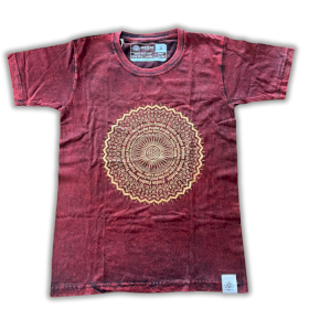Liten Stentvättad T-shirt - Mandala - Vinröd